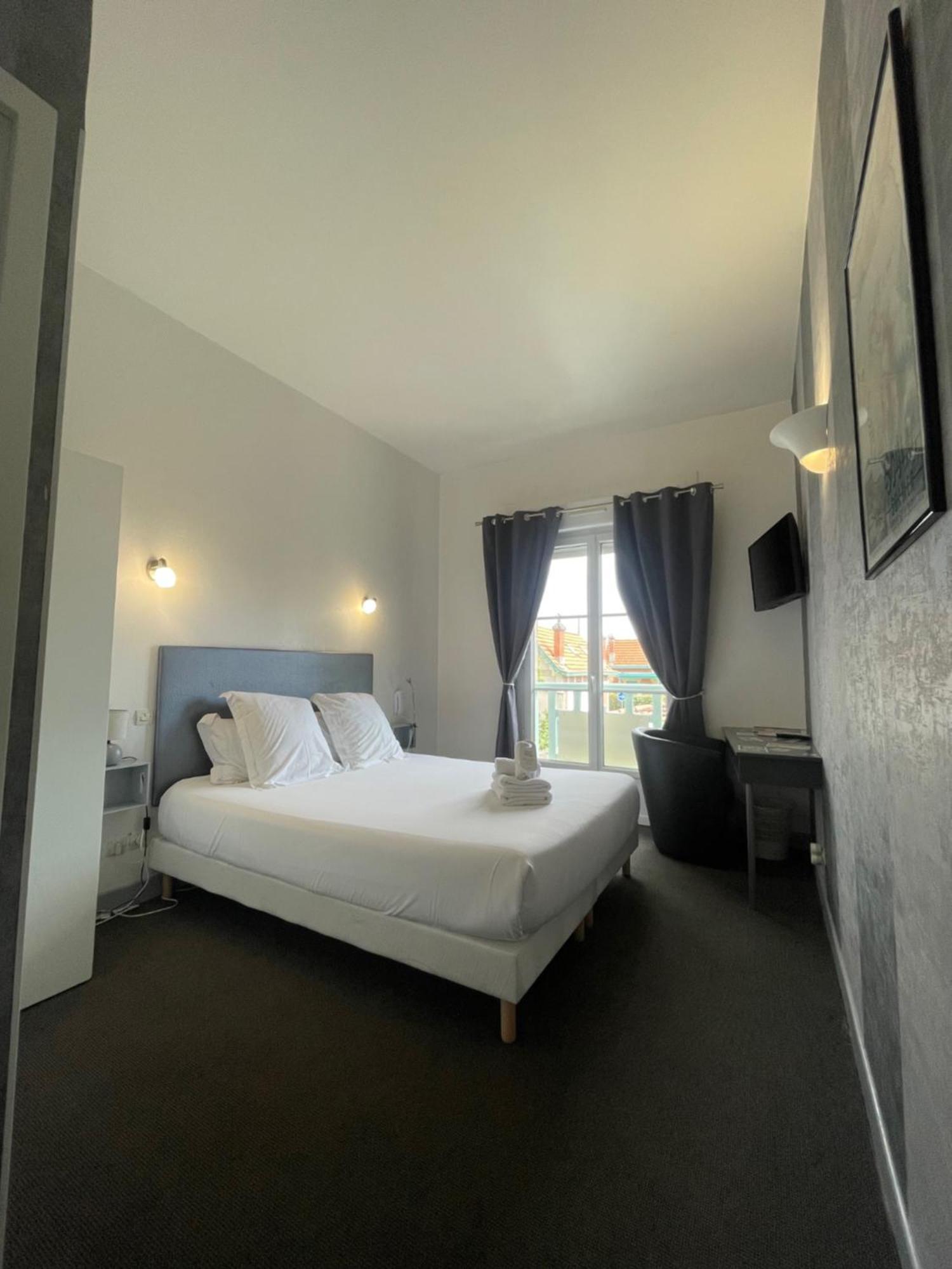 Hotel Michelet Plage Soulac-sur-Mer Exterior photo